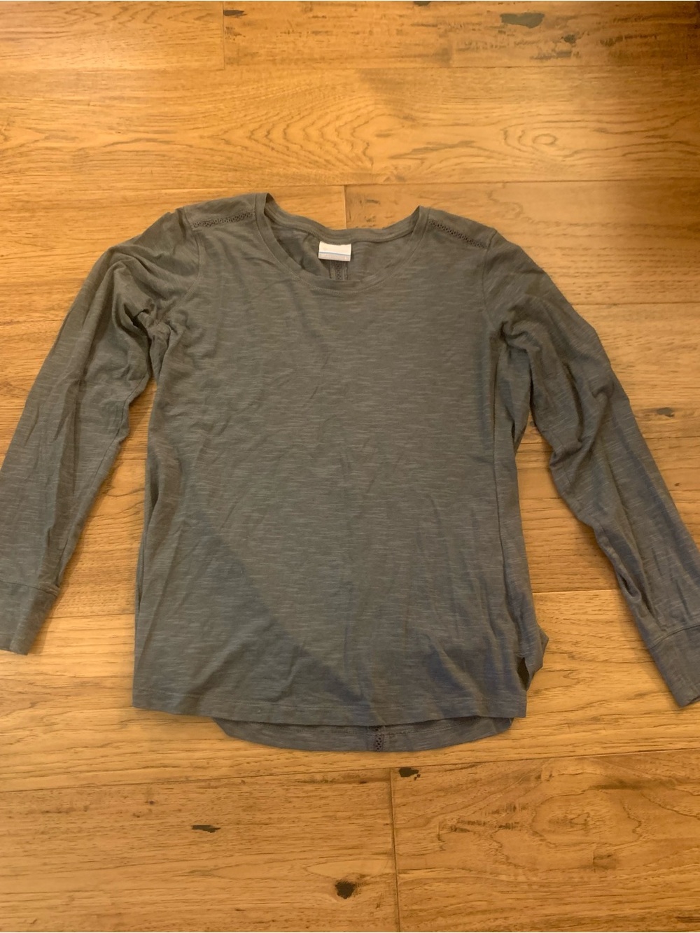 Woman’s Long-Sleeve Crewneck Shirt - Gray